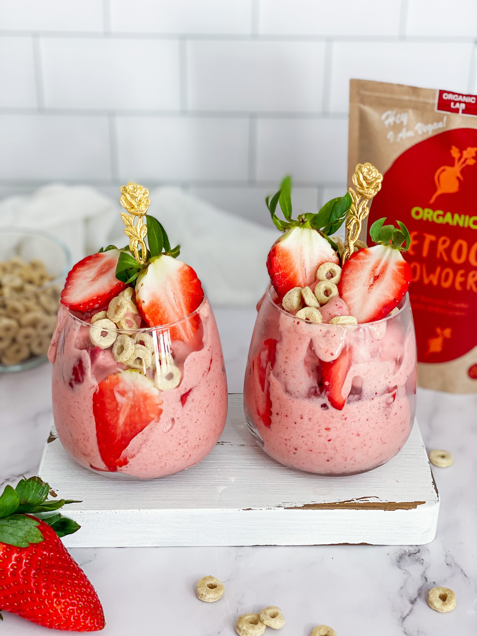 STRAWBERRY NICE CREAM JARS