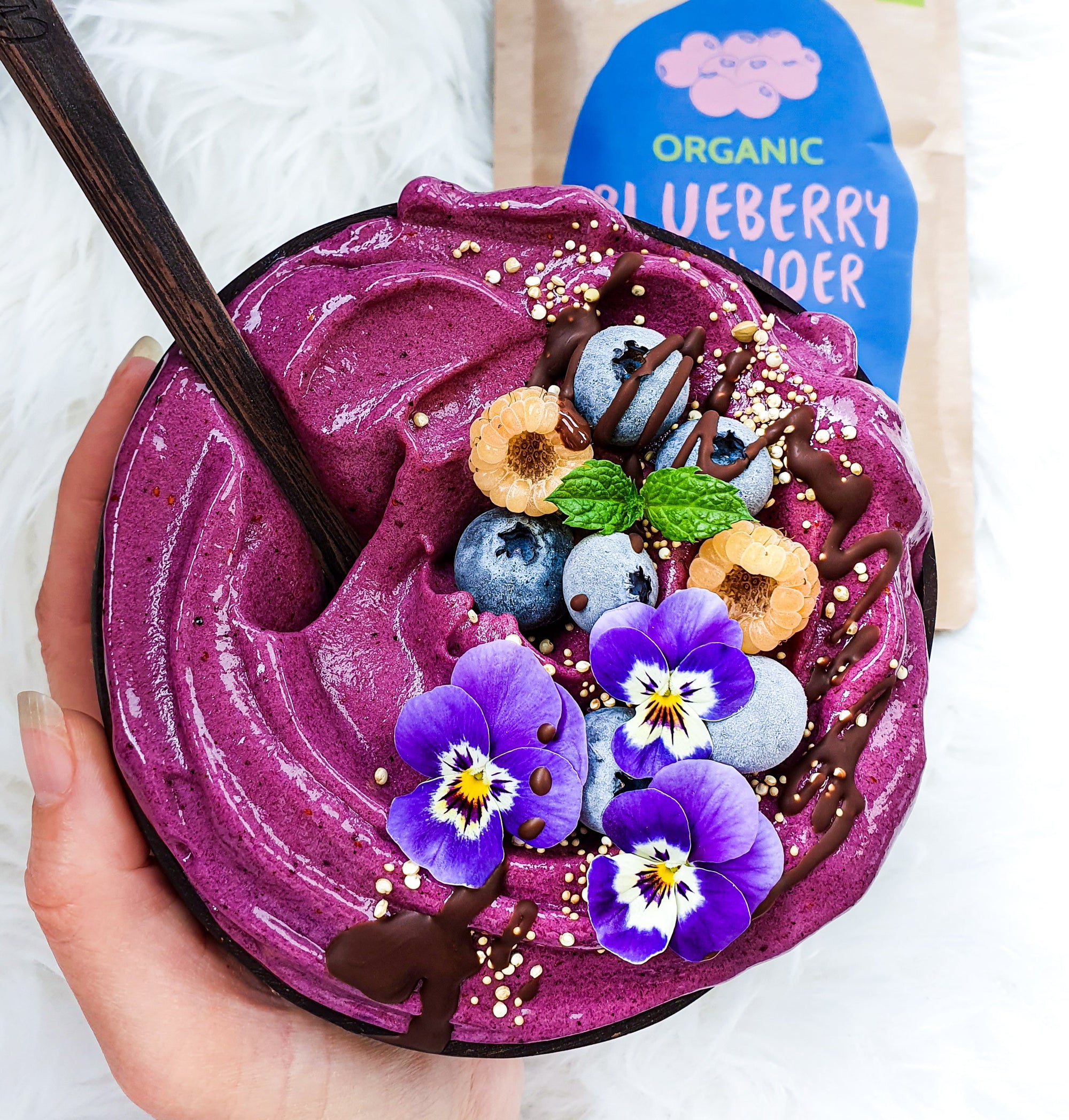 organic blueberry , organic blueberry powder ,blueberry , blueberry powder, blueberry smoothie bowl , blueberry nicecream